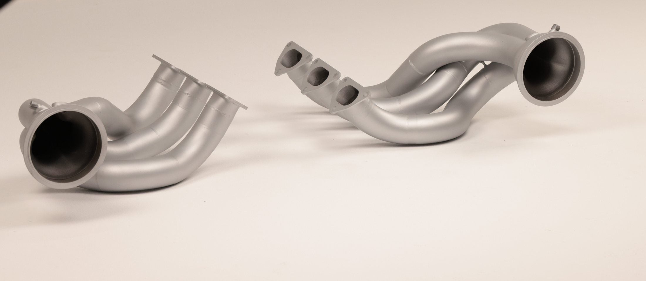 Arc · headers, three-quarter